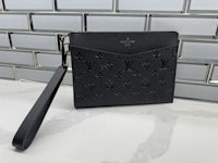 louis vuitton monogram wallet